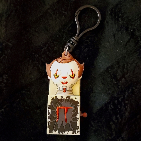 Pennywise Jack in the Box Bag Clip/Keychain - Picture 1 of 7